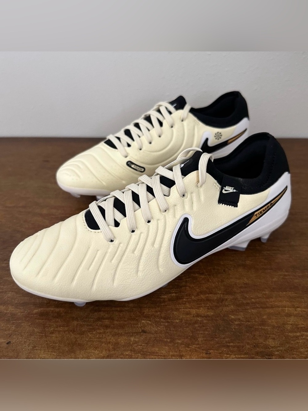Nike Tiempo Legend 10 Pro FG Men's Size 6.5 Lemonade Soccer Cleats DV4333-700